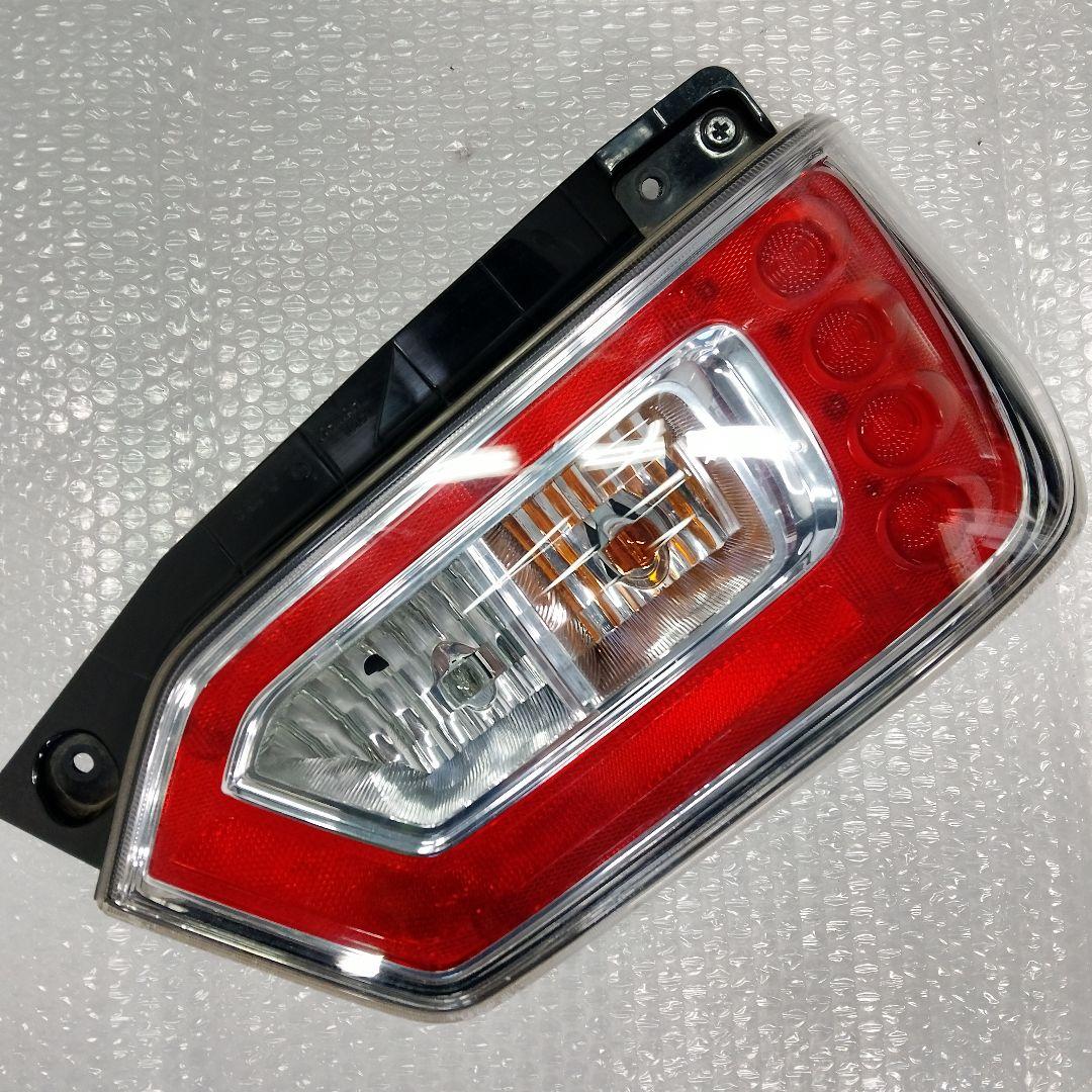 スズキ MH55 ワゴンR テールランプ 右