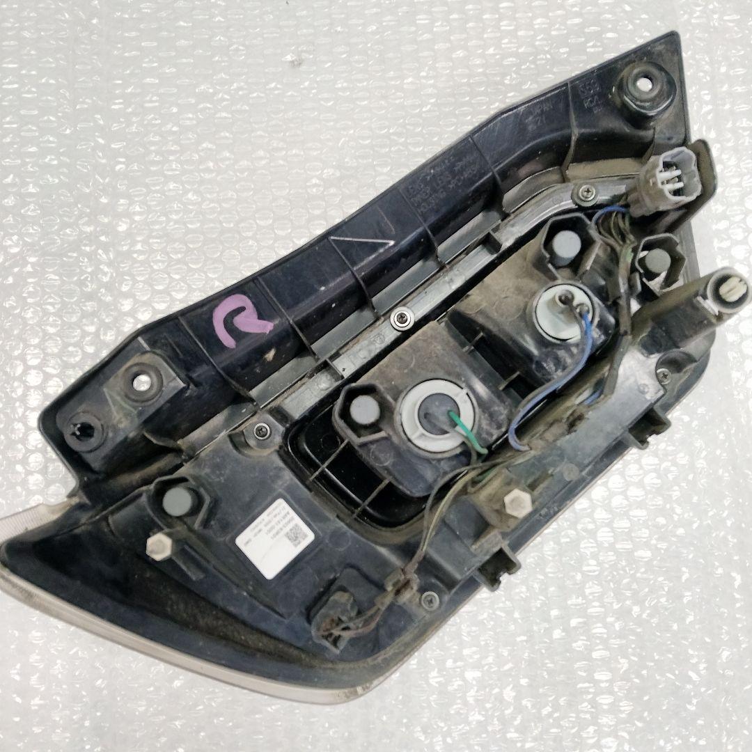 スズキ MH55 ワゴンR テールランプ 右