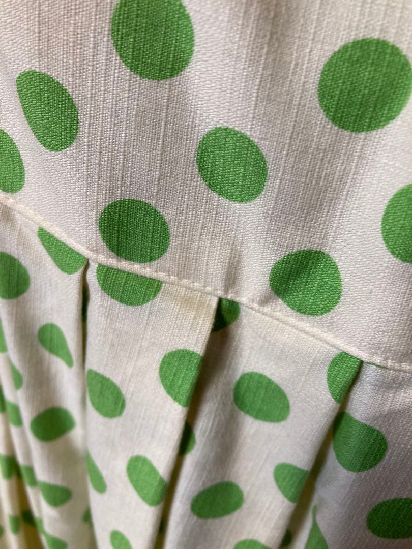 Emily Temple cute プルオーバー、キャミワンピセット イチゴ柄