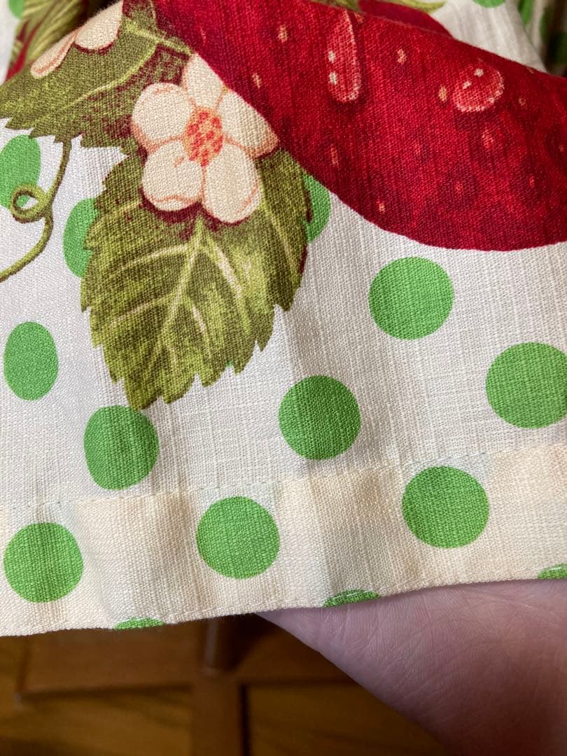 Emily Temple cute プルオーバー、キャミワンピセット イチゴ柄