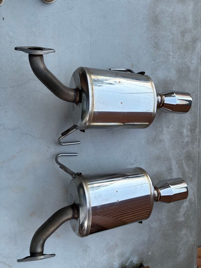 VMレヴォーグ STiパフォーマンスマフラー2本セット