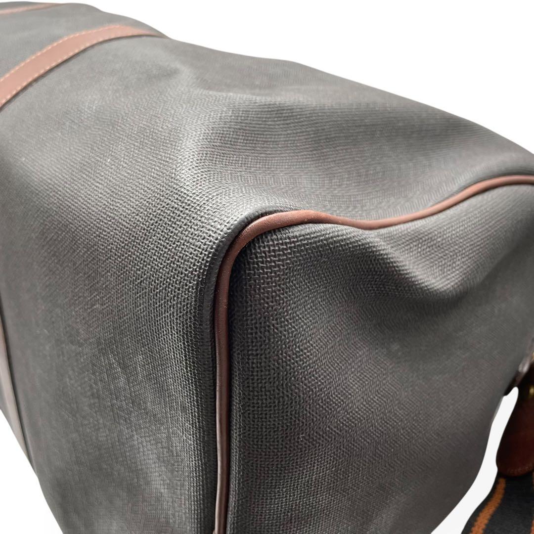 美品　dunhill　ダンヒル ボストンバッグ　大容量　ショルダーストラップ