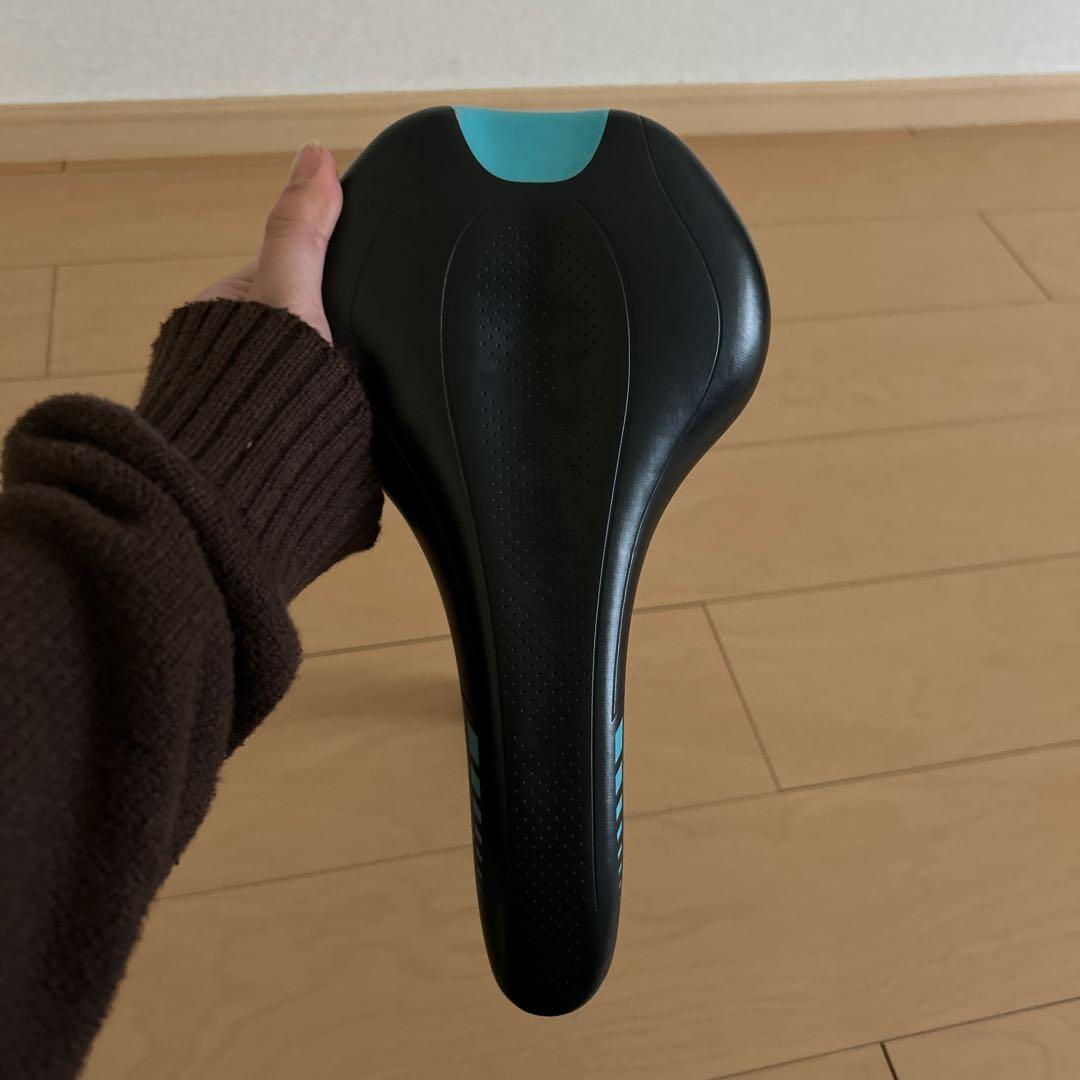 Bianchi サドル、シートポスト