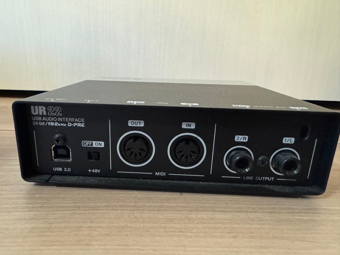 UR22 USBオーディオインターフェース