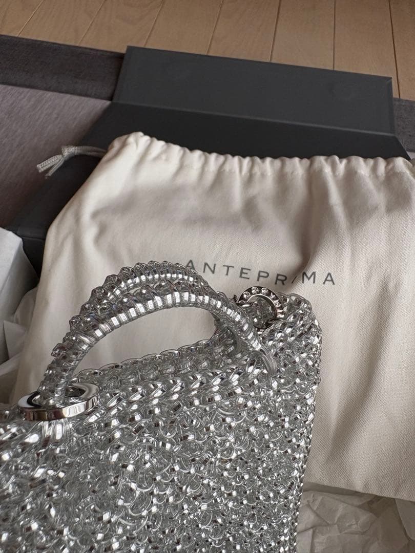 ANTEPRIMA シルバーパーティーバッグ