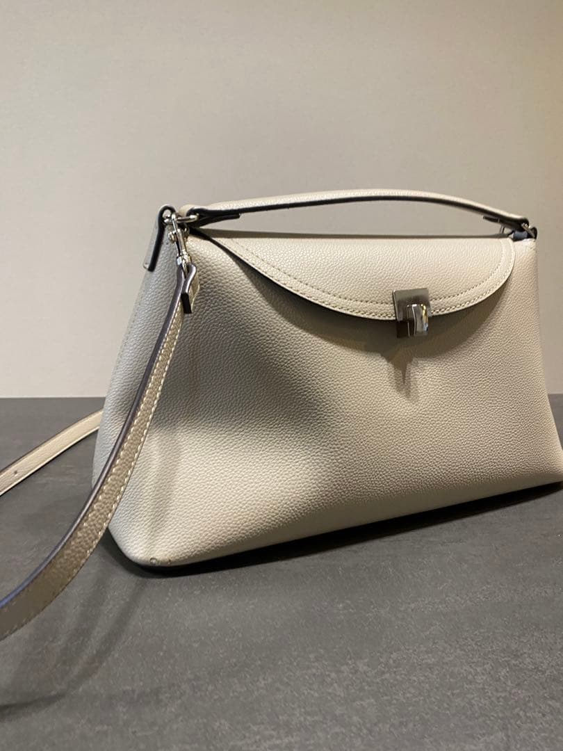 mila owen ショルダーバッグ