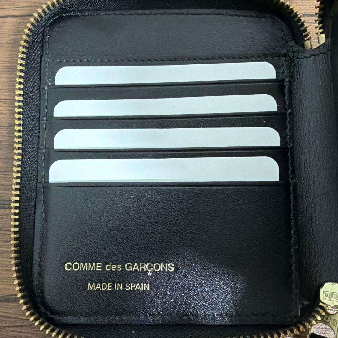 新品未使用！【COMME des GARCONS】コムデギャルソン 二つ折り財布