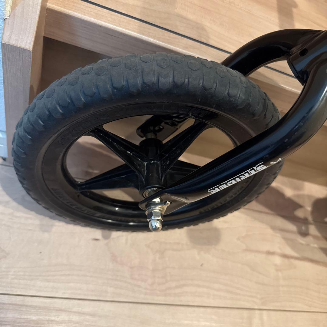 ストライダー　クラシックモデル　グリーン　専用バッグ付き