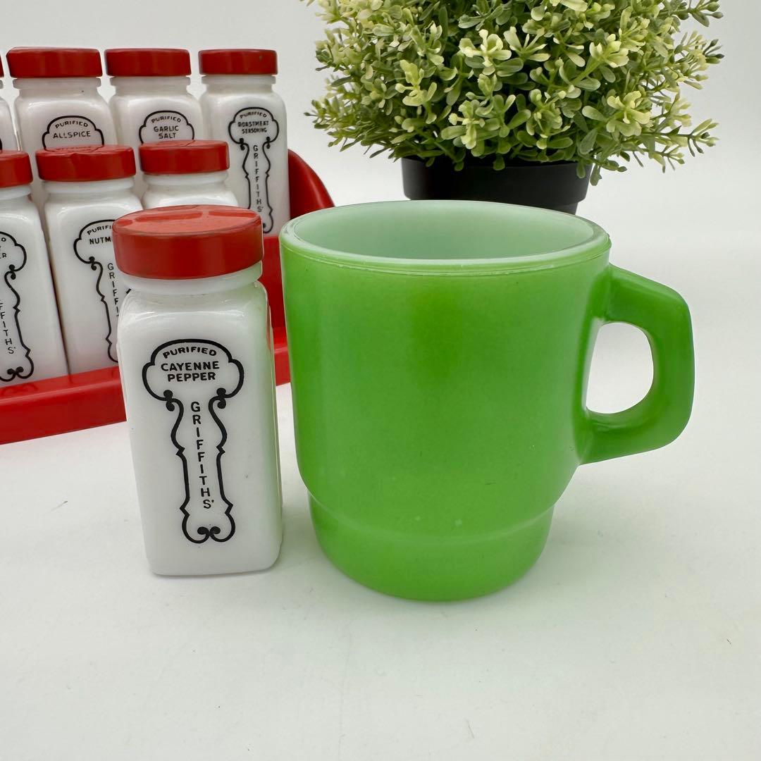 ビンテージ　グリフィス　スパイスボトル　ミルクガラス　USA雑貨　ガラス瓶