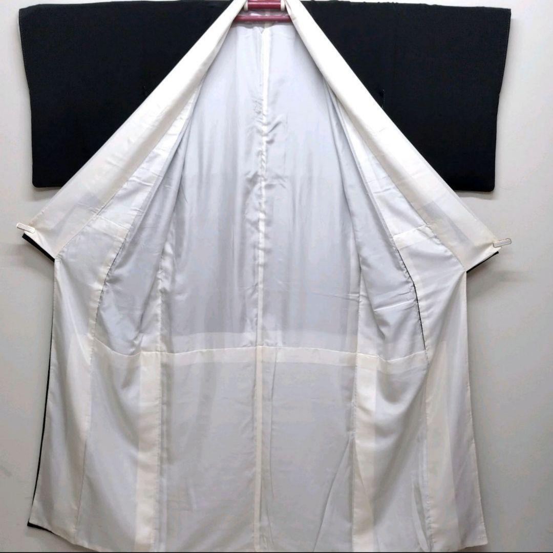 708　半額セール　正絹　美品　格調高い　友禅黒留袖　５点フルセット