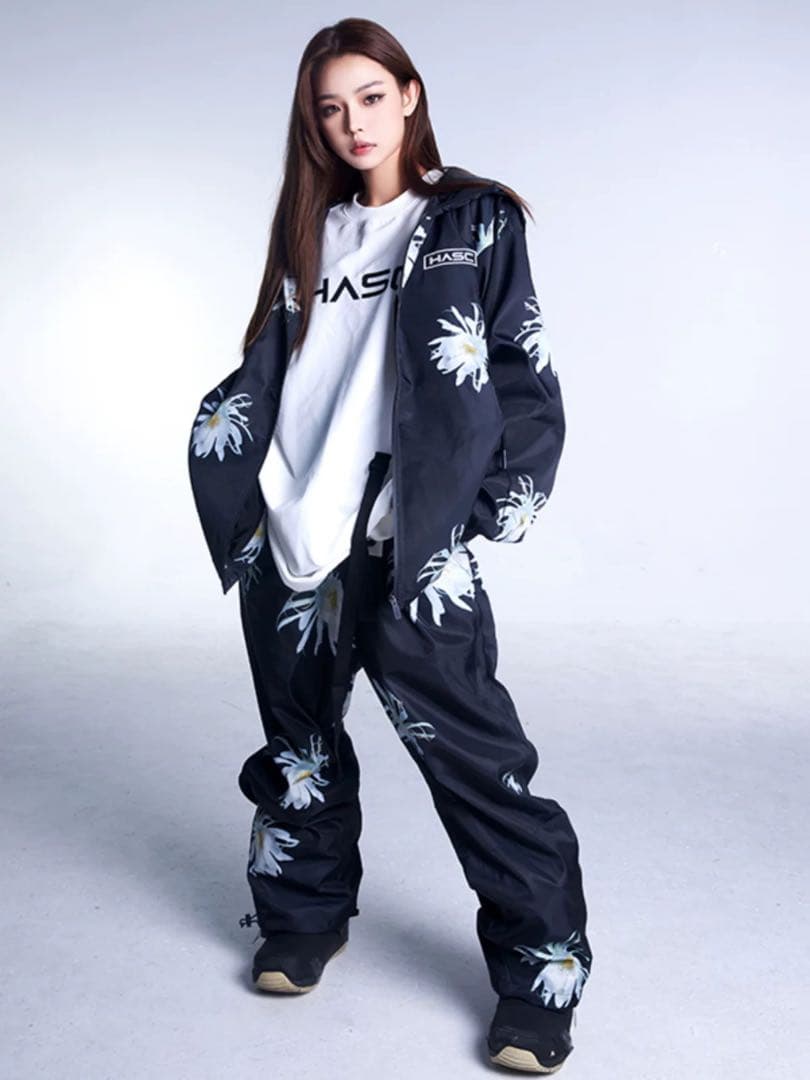 新品 花柄スキーウェア上下セットS男女兼用スノボウェア