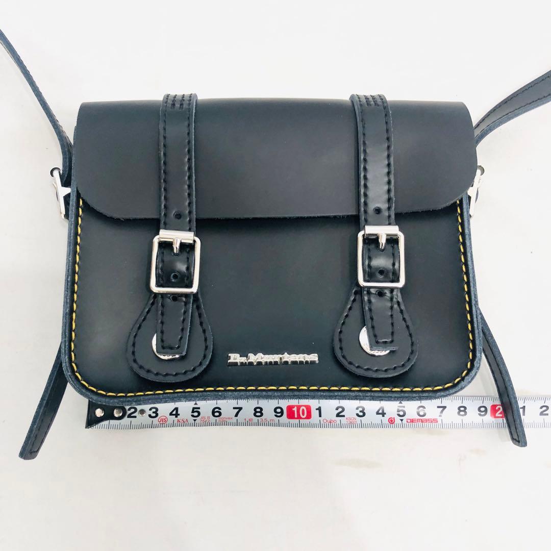 新品 未使用 ドクターマーチン レザー ショルダーバッグ 7インチ 黒