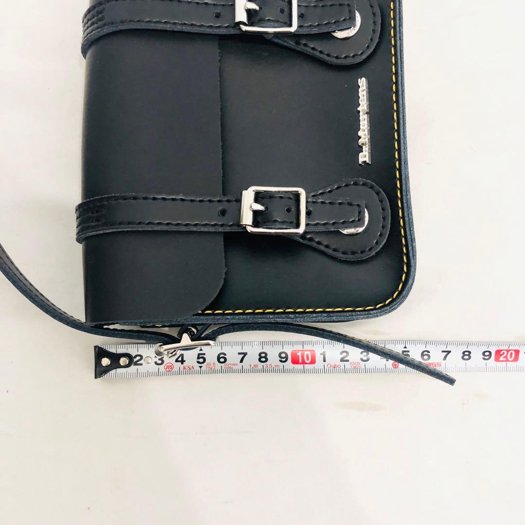 新品 未使用 ドクターマーチン レザー ショルダーバッグ 7インチ 黒