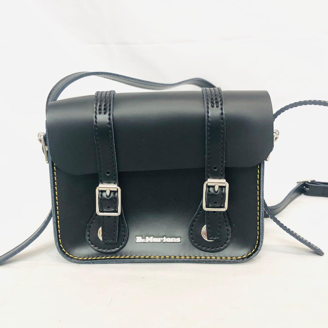 新品 未使用 ドクターマーチン レザー ショルダーバッグ 7インチ 黒