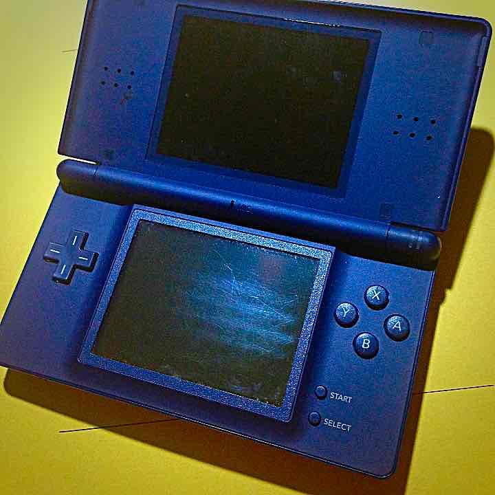 任天堂DS Lite