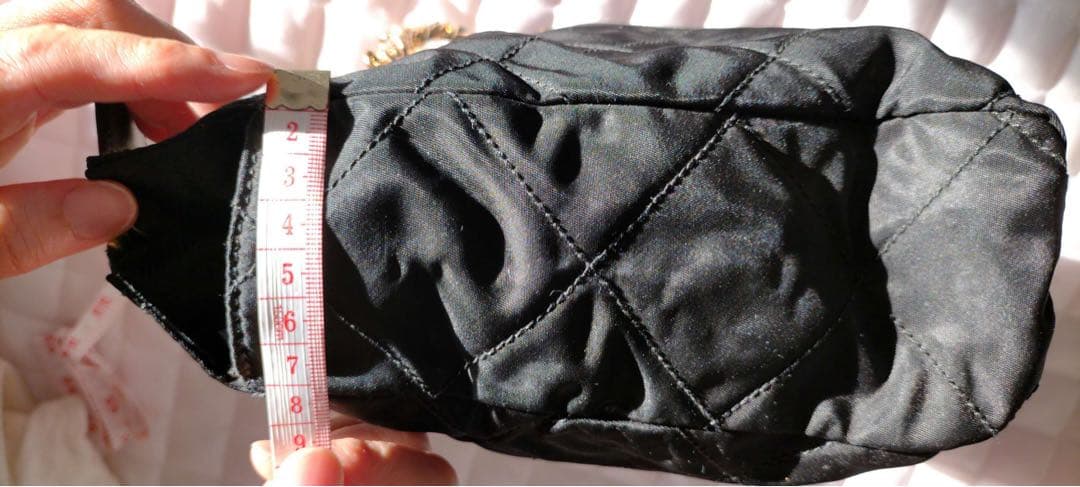 PRADA ブラックナイロンショルダーバッグ