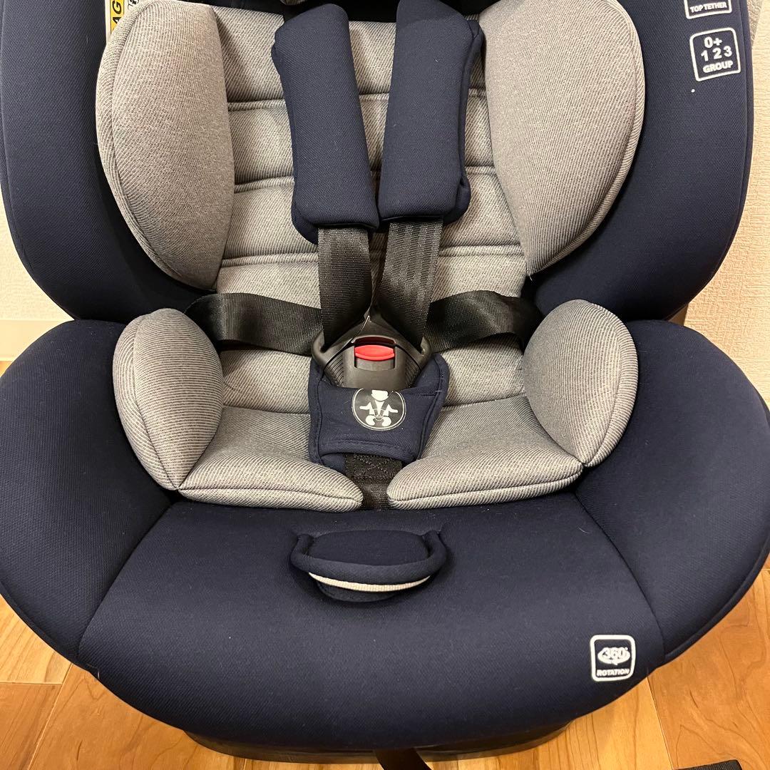 【極美品】 アイリスプラザ チャイルドシート ジュニアシート アイリスオーヤマ