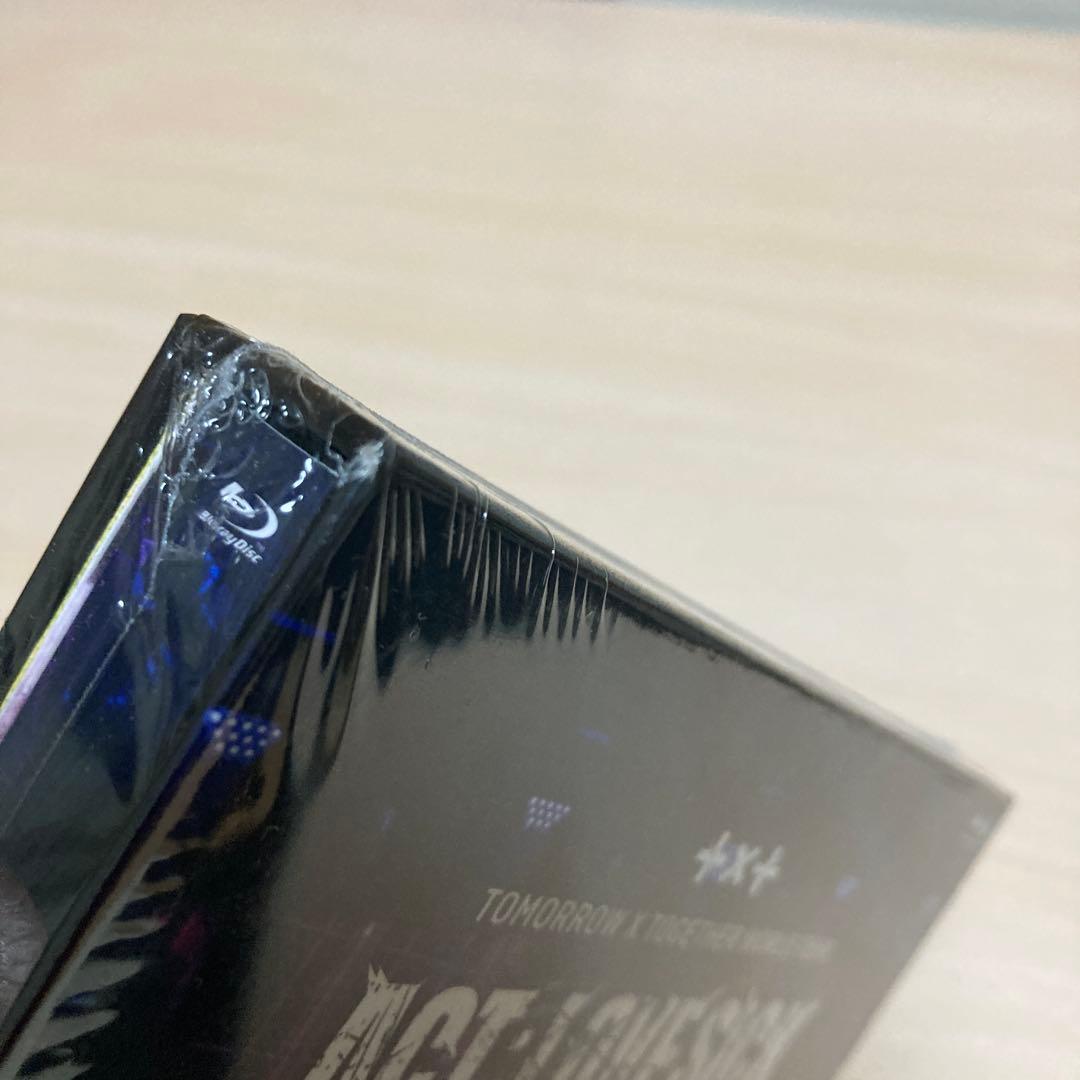 TOMORROW×TOGETHER/WORLD TOUR ACT:LOVE S…