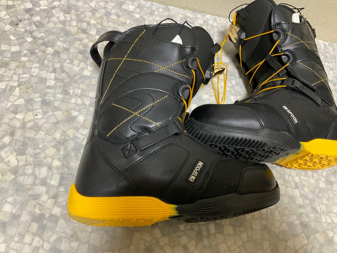 美品　Spoon スノーボードブーツ ブラック