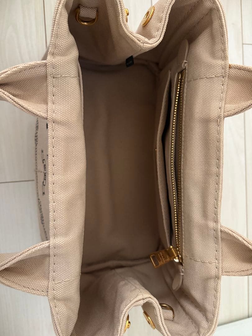PRADA ベージュ トートバッグ 中型