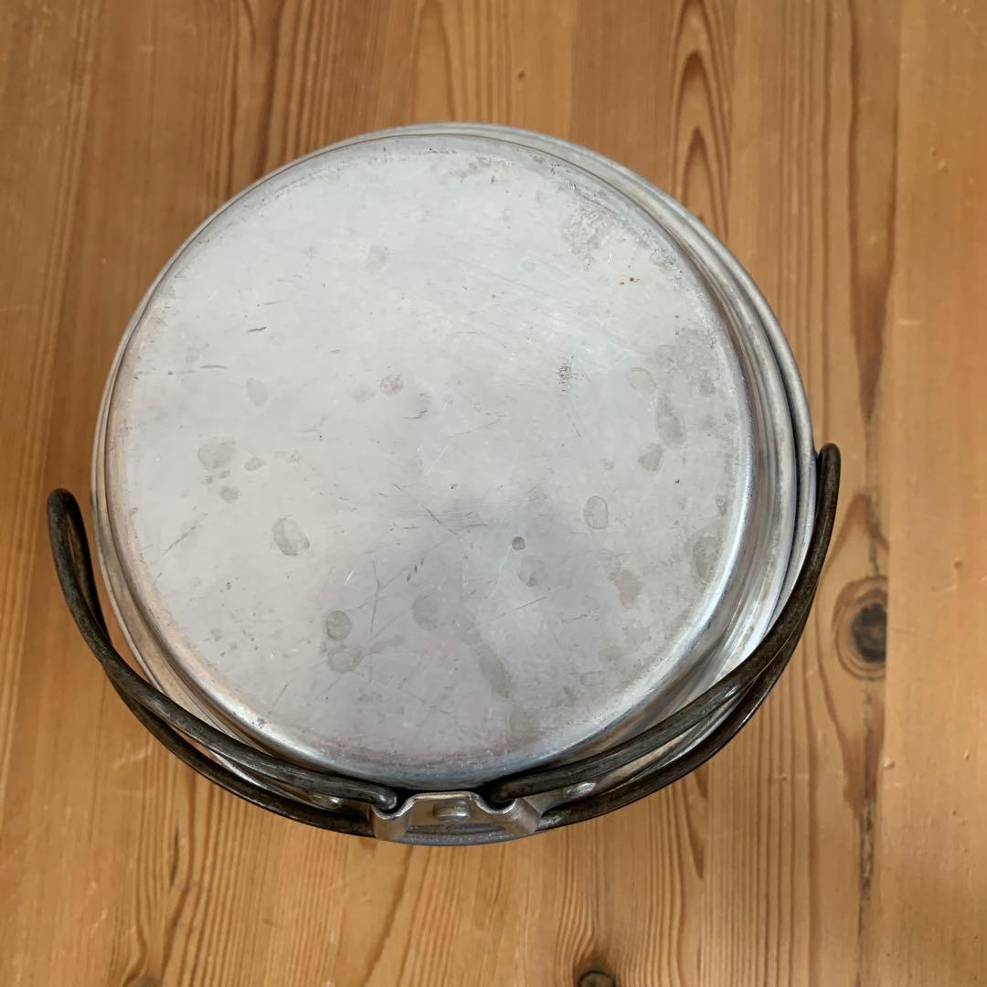 ホットンブルドッグ　メスキット小　使用感あり。　観賞用。