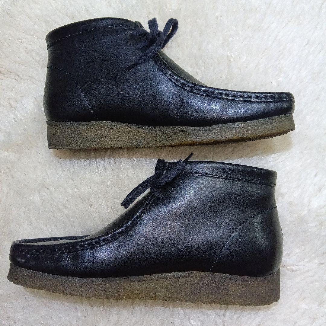 ほぼ新品　Clarks ワラビーブーツ　レザー　ブラック　26㎝
