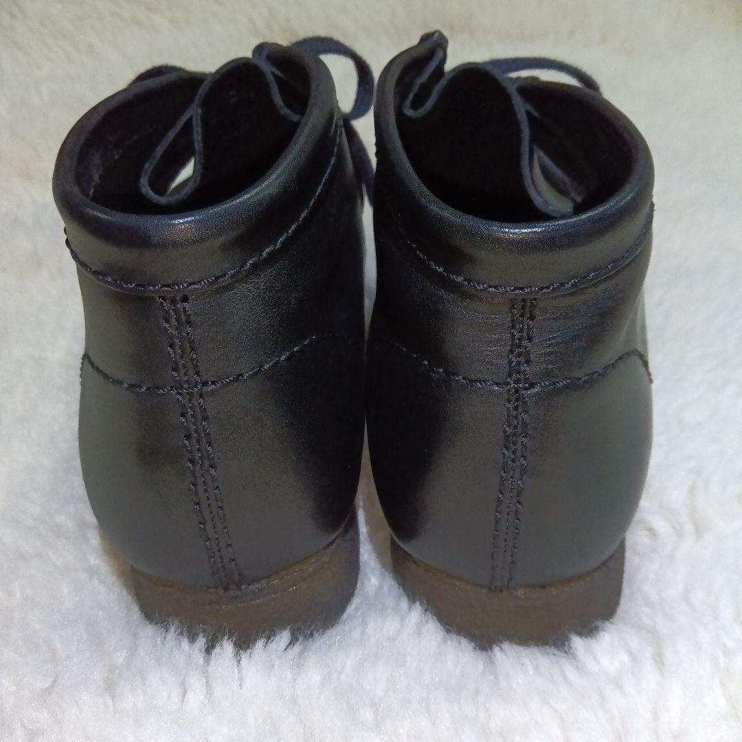 ほぼ新品　Clarks ワラビーブーツ　レザー　ブラック　26㎝