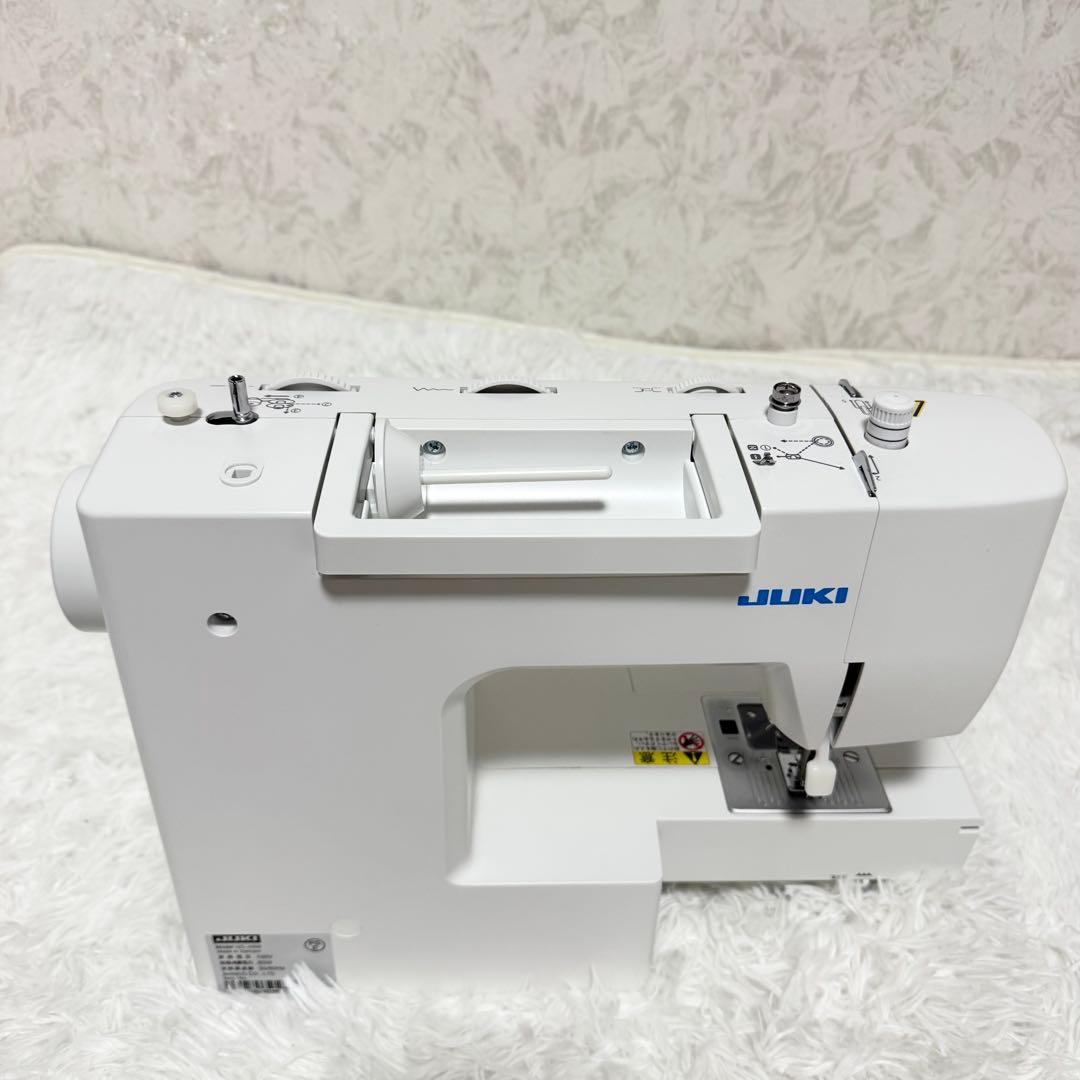 JUKI家庭用コンパクトミシン　HZL-40NS