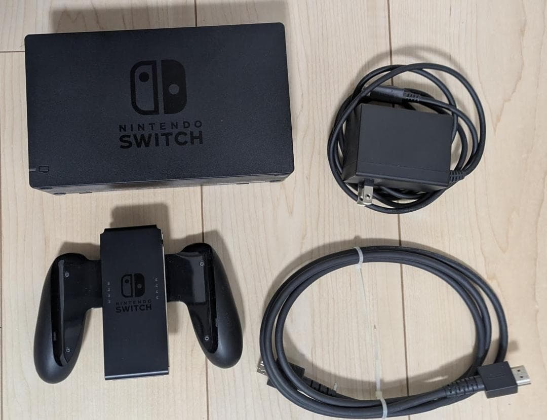 Nintendo Switch 本体 プロコン付き　ジョイコン無し