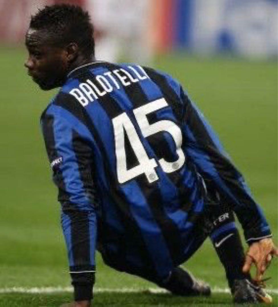 インテル・ミラノ バロテッリ 45 cl決勝バージョン