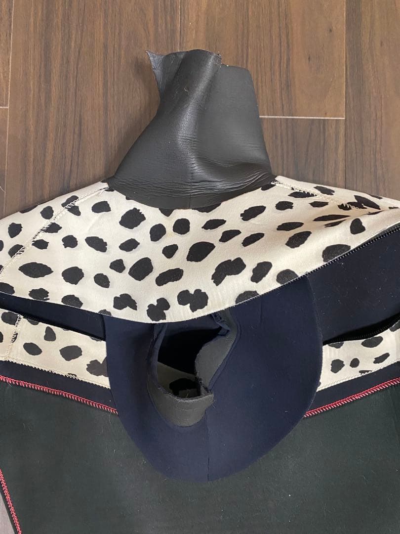 セミドライ　ウェットスーツ　 レディース 5×5