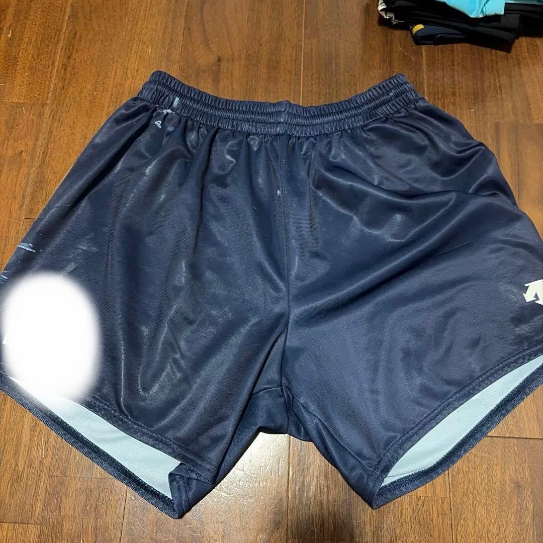 順天堂大学　ゲームパンツ　デサント