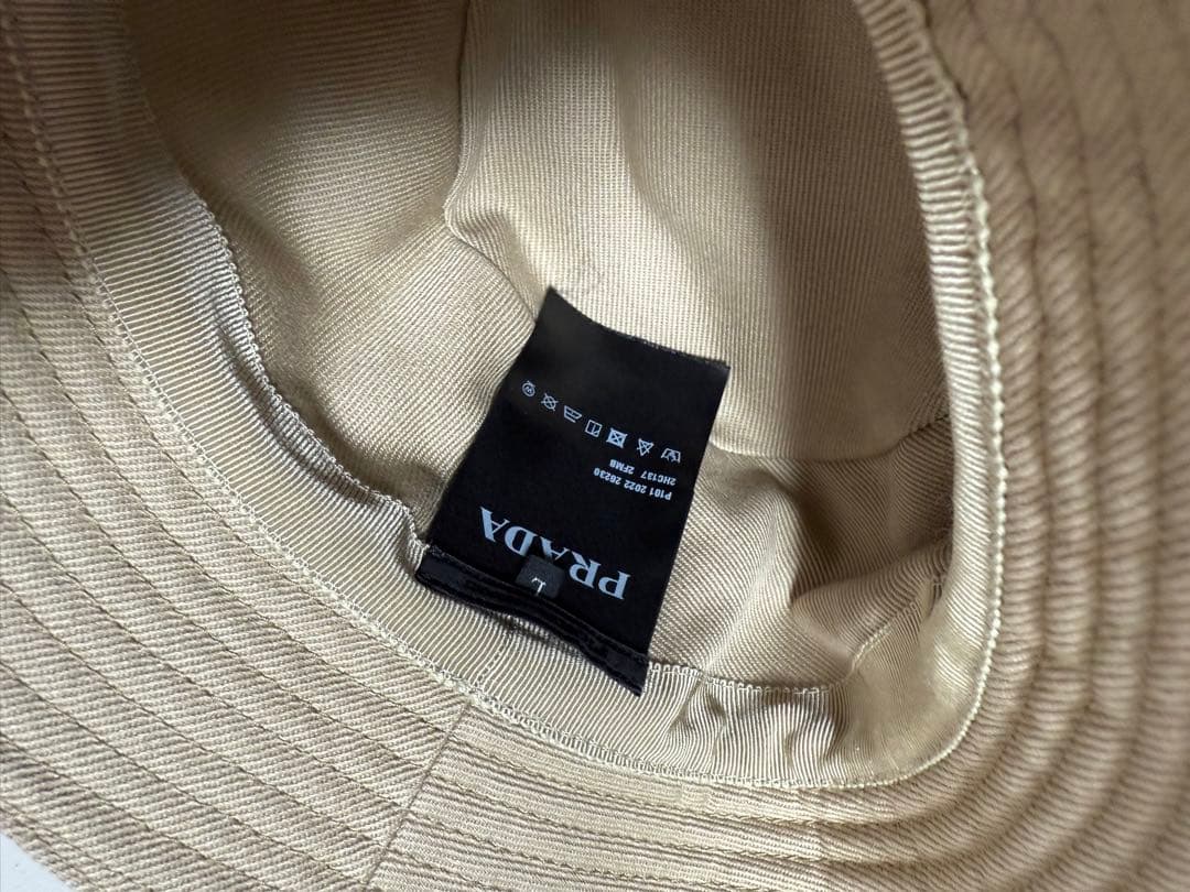 PRADA バケットハット ベージュ