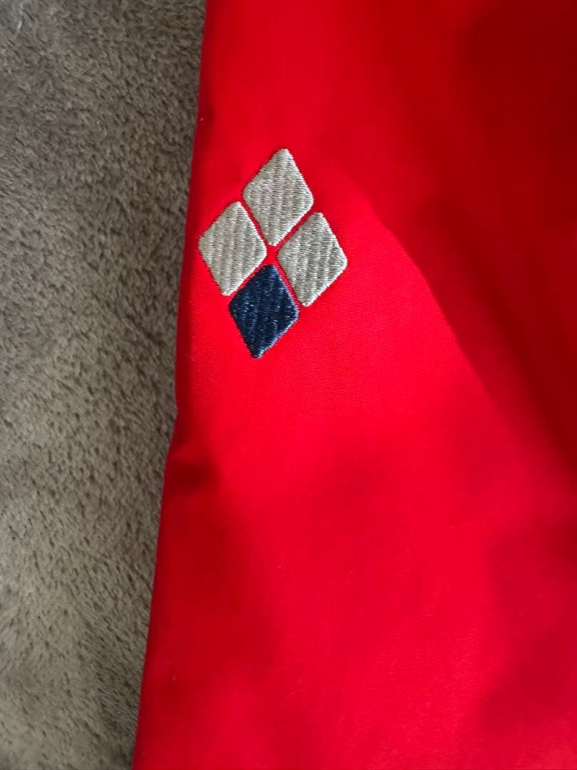 未使用品　mont-bell キッズ パウダーステップジャケット 赤150