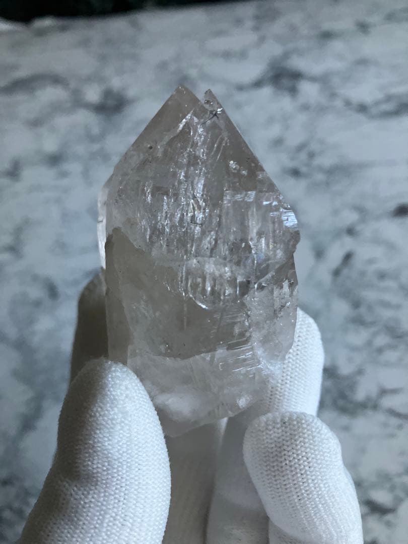 ガネーシュヒマール産水晶（最大幅約7.4cm、重量約151g）