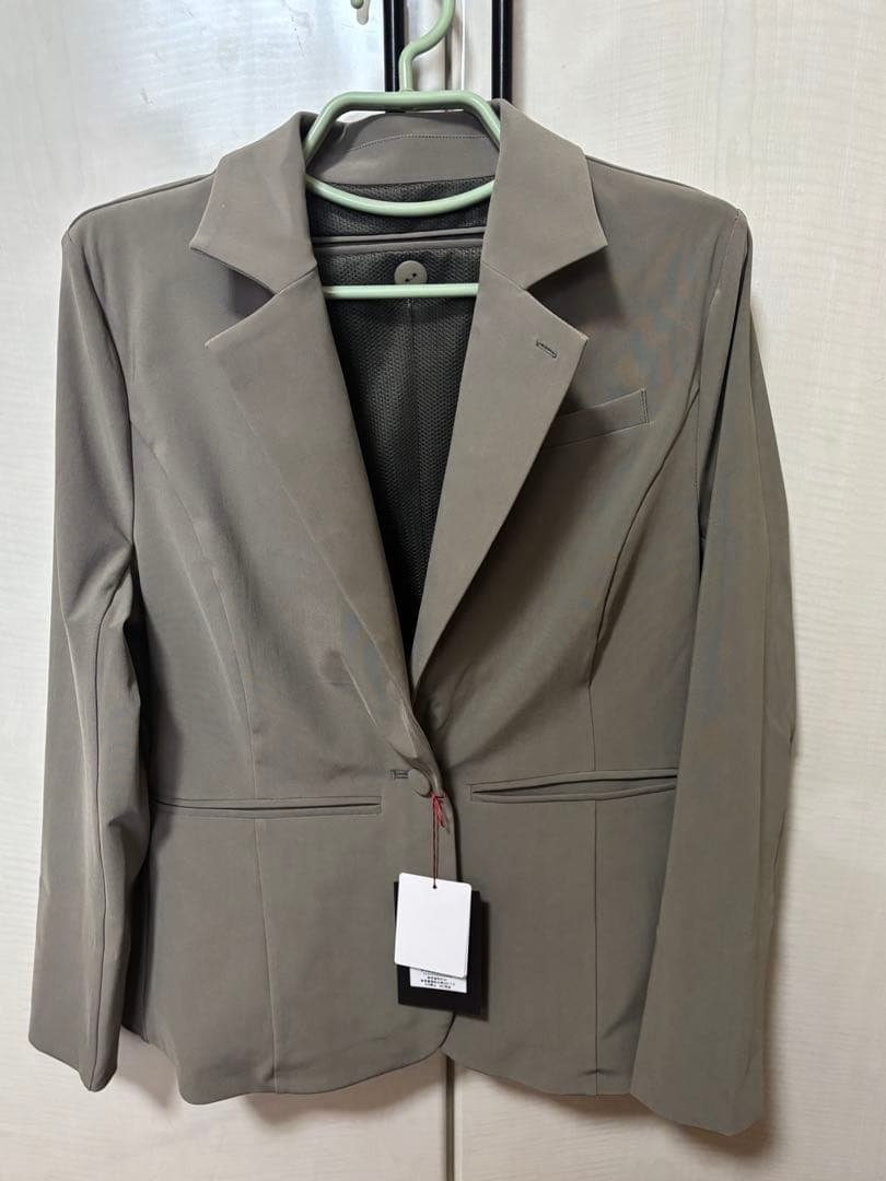 【新品タグ付き】SERPENTINA 撥水パートナージャケット　ペールカーキ