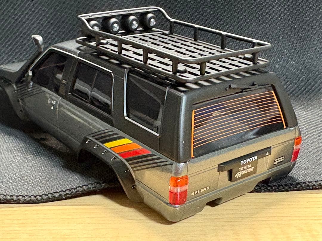 京商　ミニッツ4x4 LEDライト付 サーフからジムニーへ変更