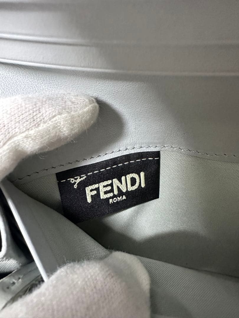 FENDIフェンディ 長財布