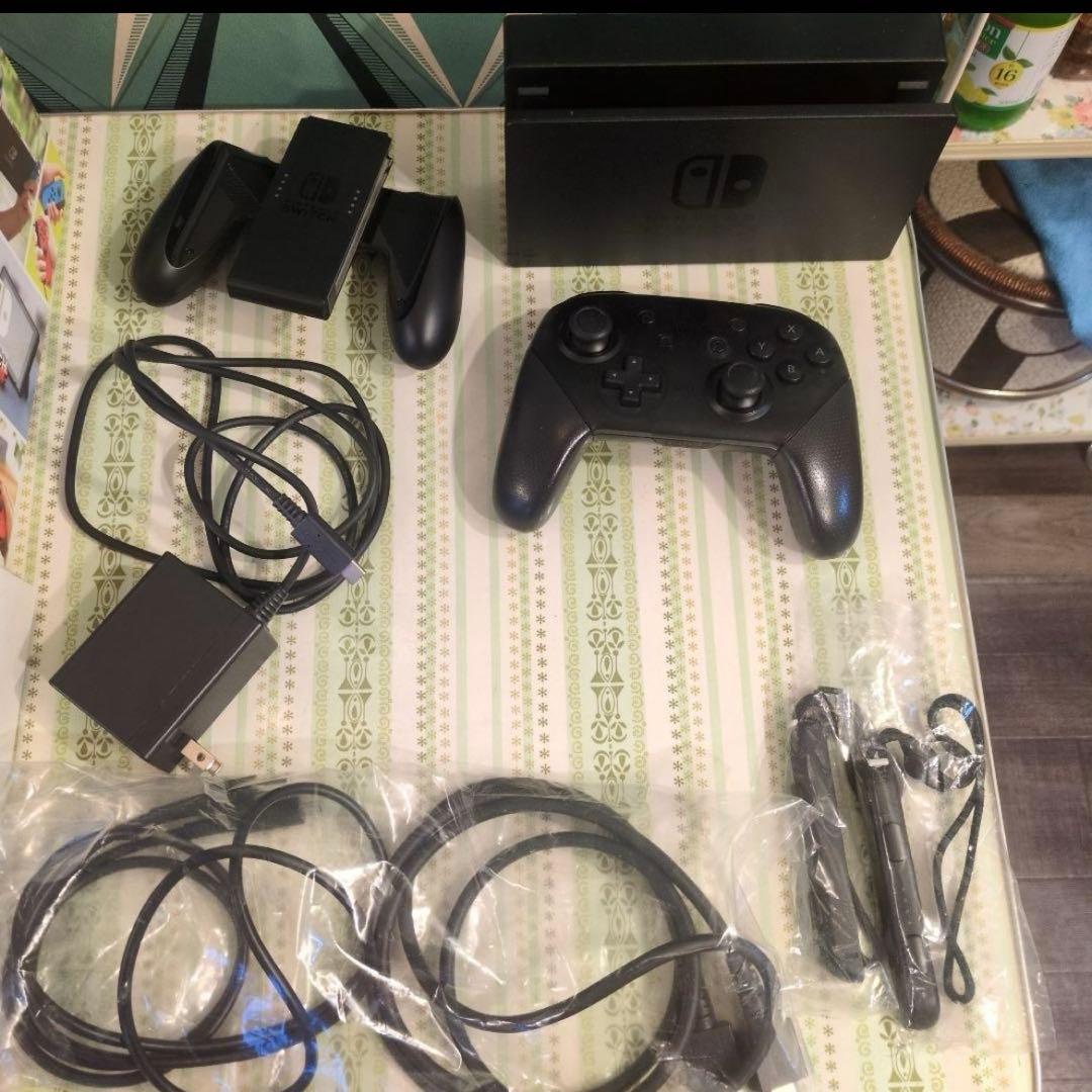 Nintendo Switch 本体 純正コントローラー、箱付き