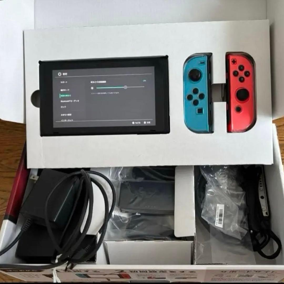 Nintendo Switch 本体 純正コントローラー、箱付き