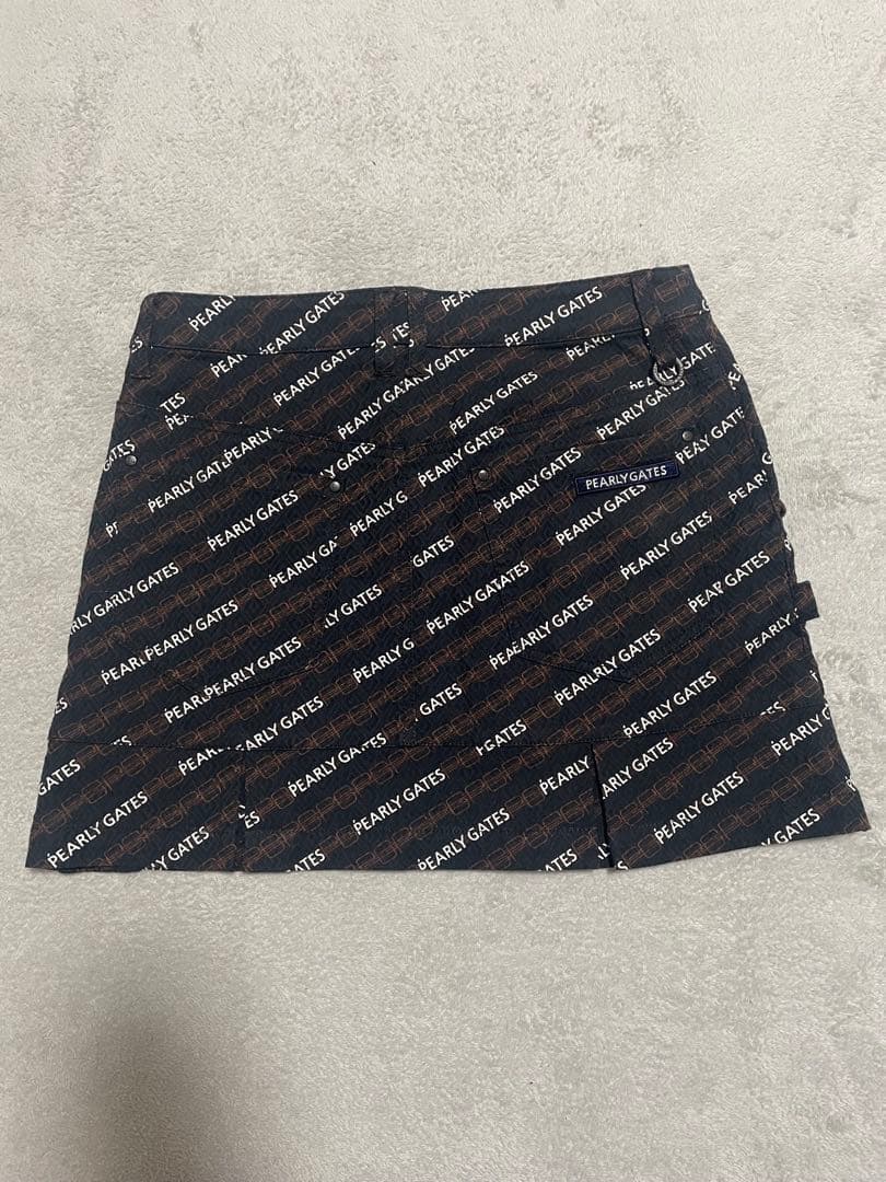 美品！！PEARLY GATES ロゴプリントスカート ブラック