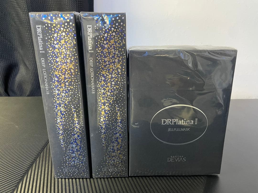ドクターデヴィアス化粧水2本 ジェルマスク1箱