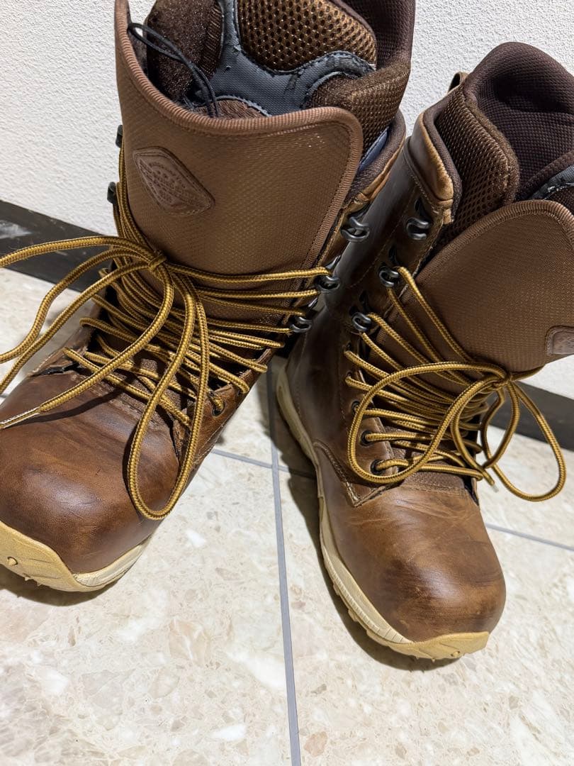 Burton スノーボードブーツ　レッドウィング　 アイオンレザー