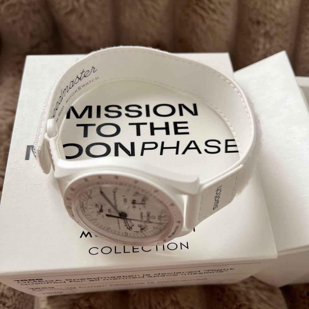 時計 OMEGA SWATCH snoopy moonphase SO33W700