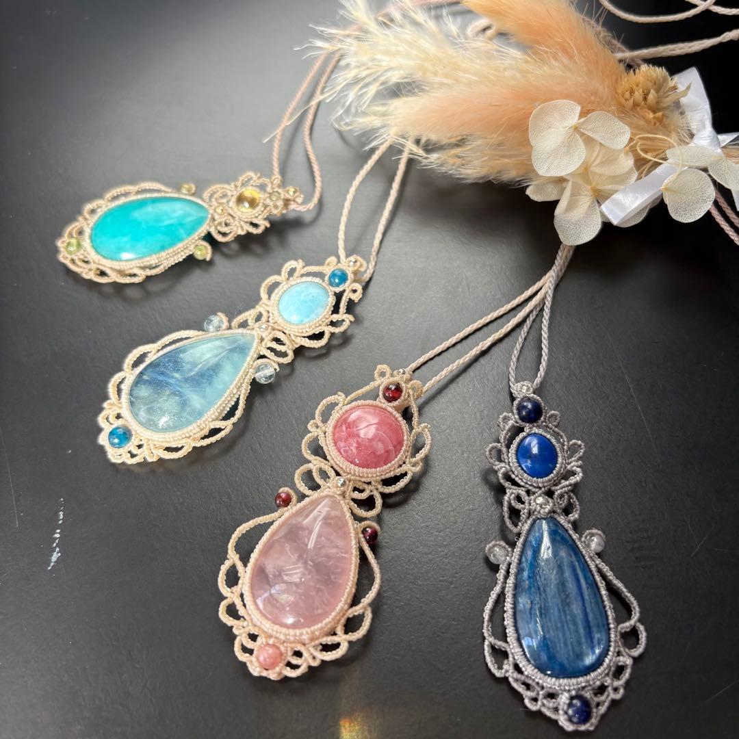 アクアマリン×ラリマー×アパタイトビーズのマクラメネックレス