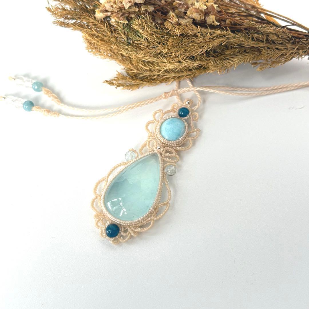 アクアマリン×ラリマー×アパタイトビーズのマクラメネックレス