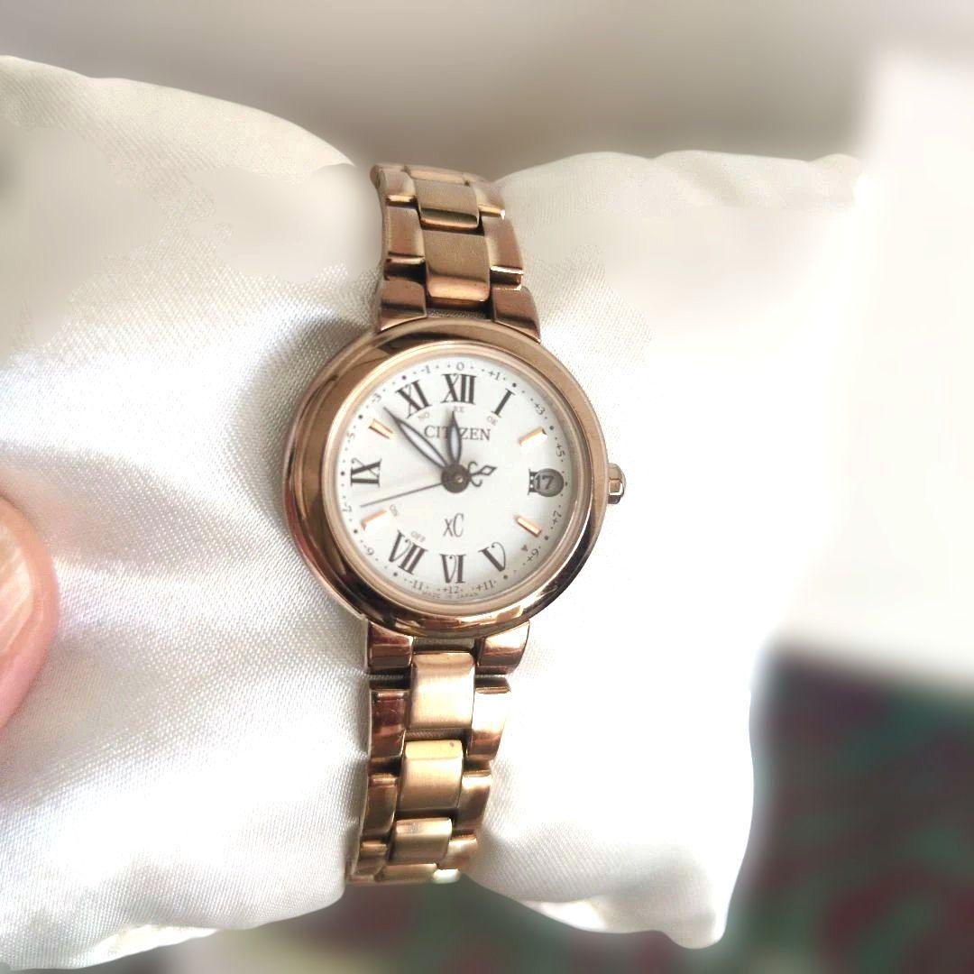 CITIZEN XCソーラー 腕時計 ゴールド