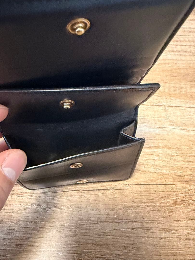 BALENCIAGA 二つ折り財布 黒 レザー