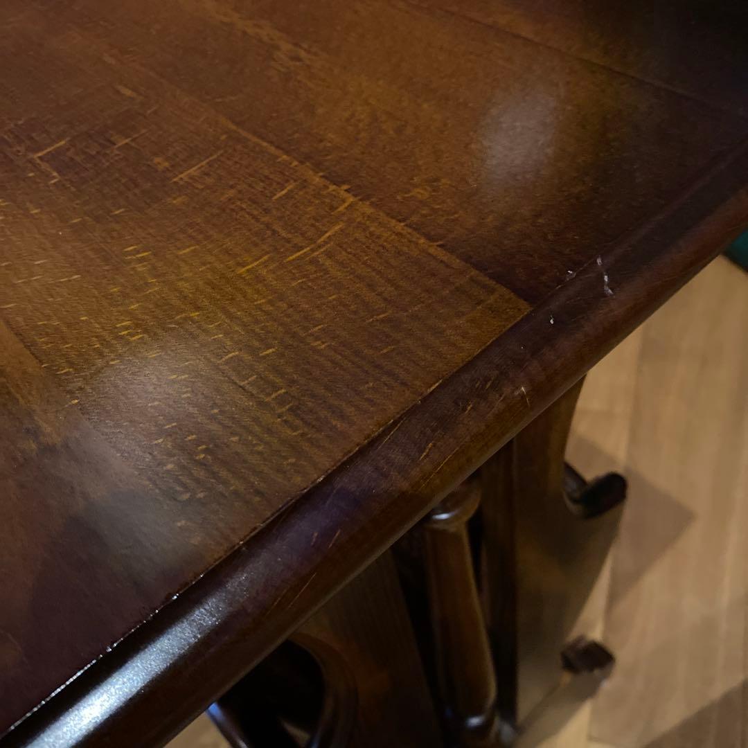 オールドカリモク　コロニアル　ラタン収納付き木製サイドテーブル　ヴィンテージ