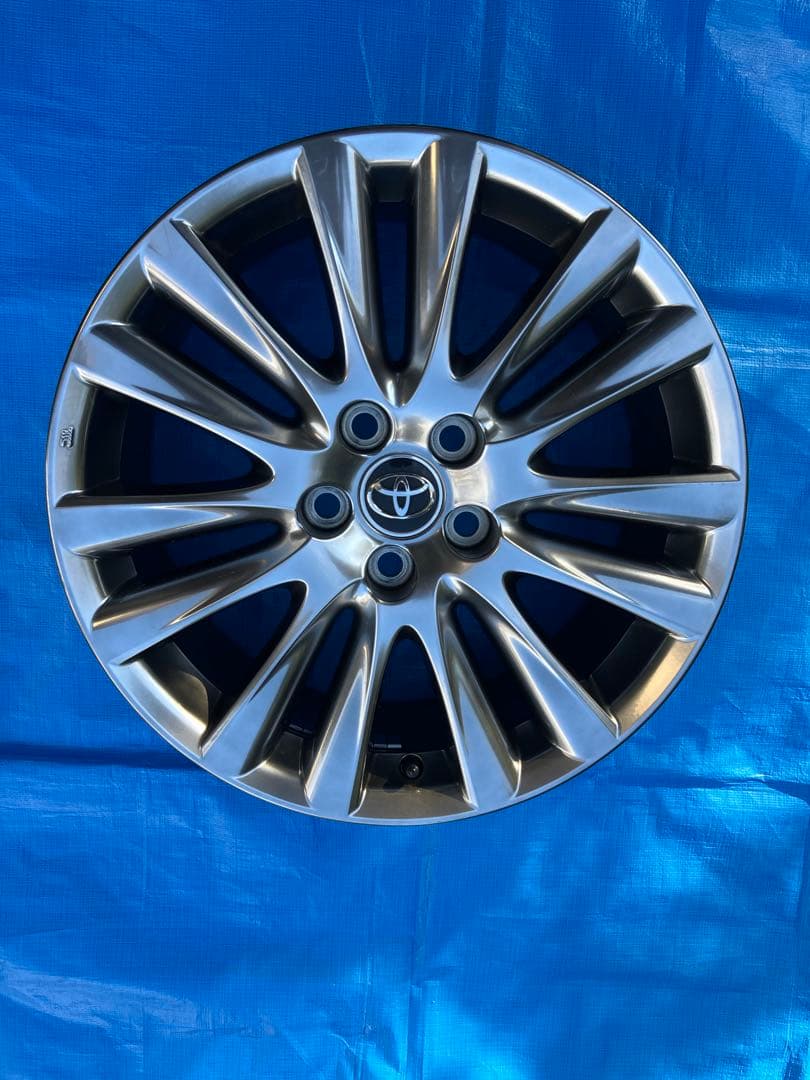 トヨタ６０ハリアー純正7.5Ｊ18インチホィール4本セット